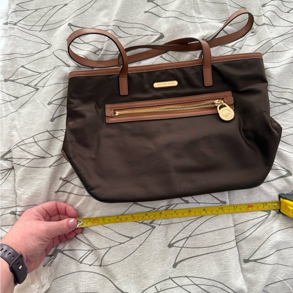 Michael Kors Brown Tote Bag - Picture 5 of 16